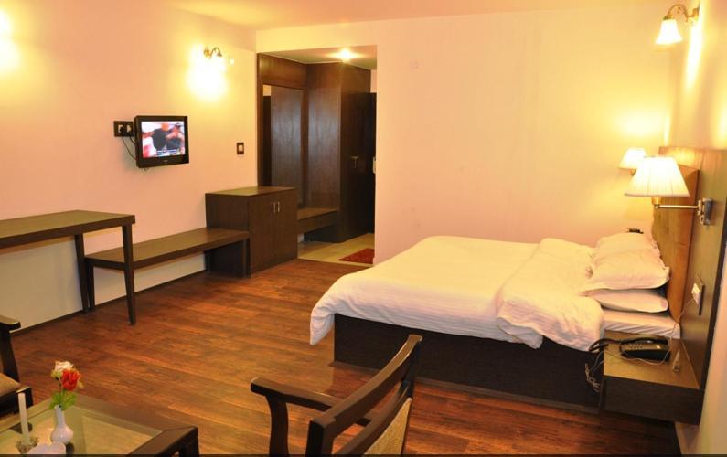 Manīkaran Hotel Sandhya Kasol الغرفة الصورة